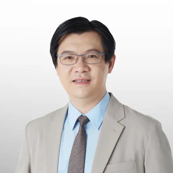 Dr. Ivor Tsang