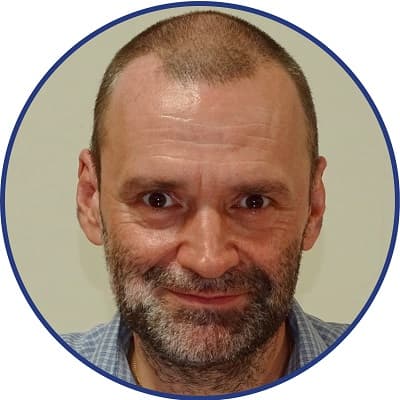 Dr Marcin Debowski
