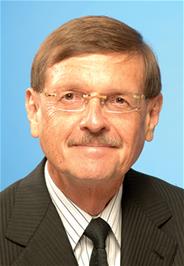 IMCB, Neal Copeland