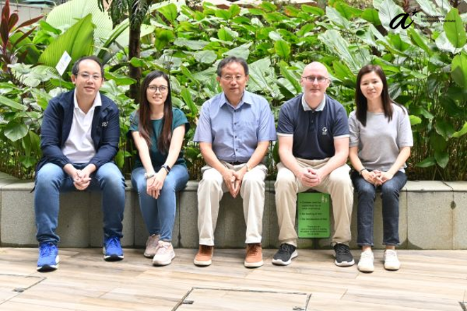 Grp Photo w watermark_Scientific Report_Song, Ian