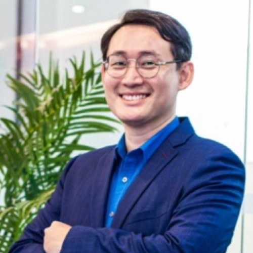 Desmond Tan