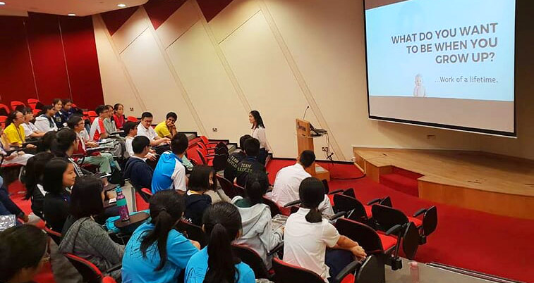 Women in Science: Dr Teoh Chai Lean engaging a group of students on A*STAR Research Exposure Program