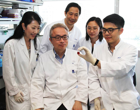 The research team at IBN that developed the green tea nanocarriers.