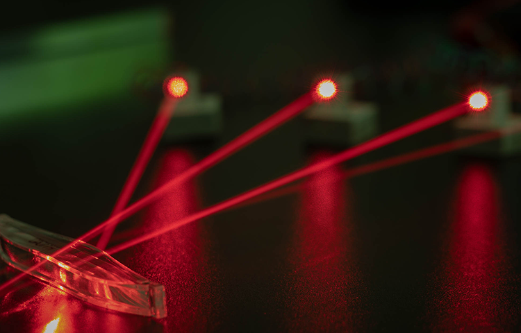 Photonics red laser