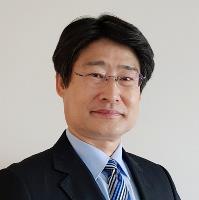 Prof Zhang Yong Wei