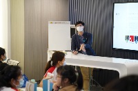 Innovation Factory’s Industrial Designer Duane Lye sharing his design expertise and experience .