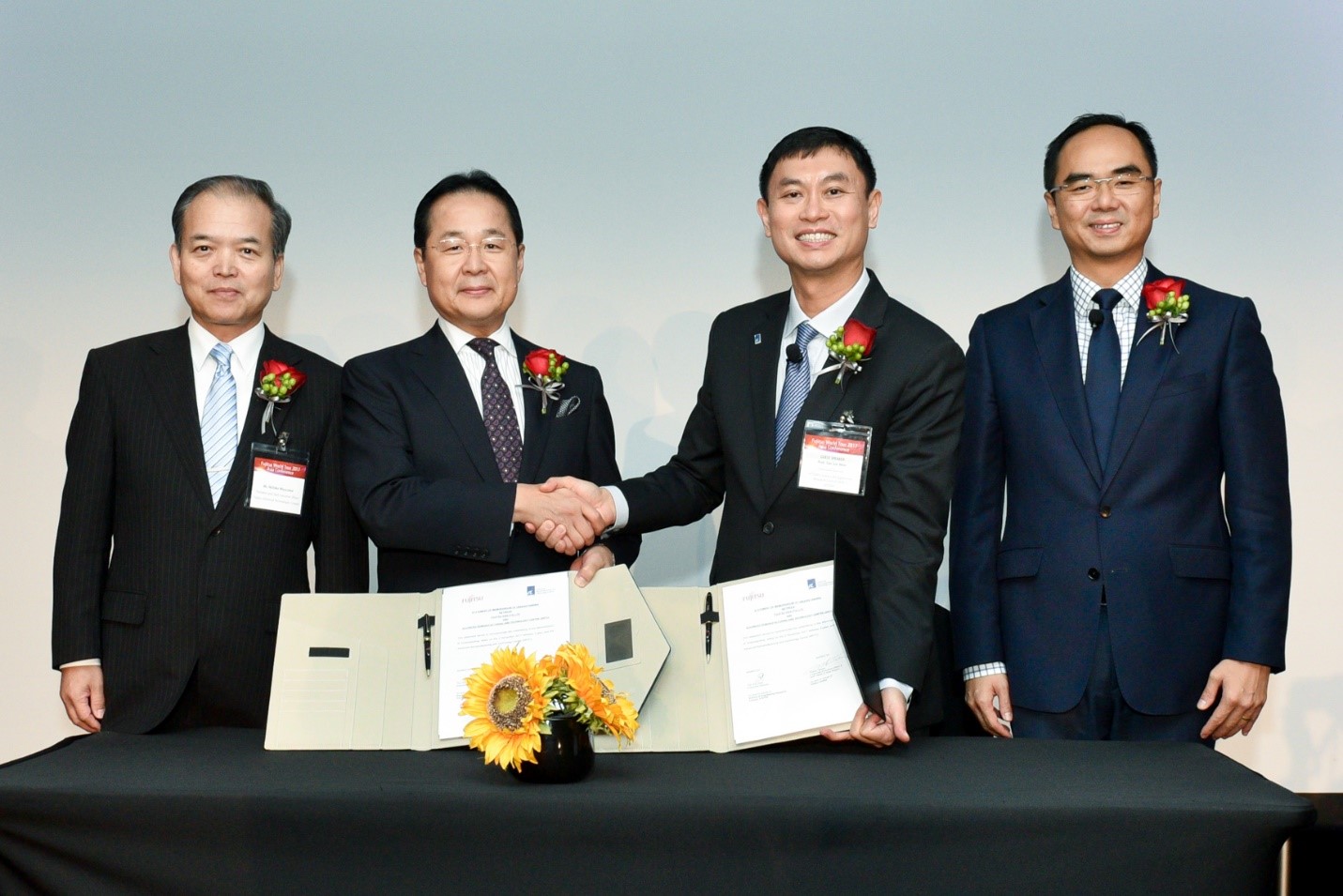 Fujitsu MOU Fujitsu MOU